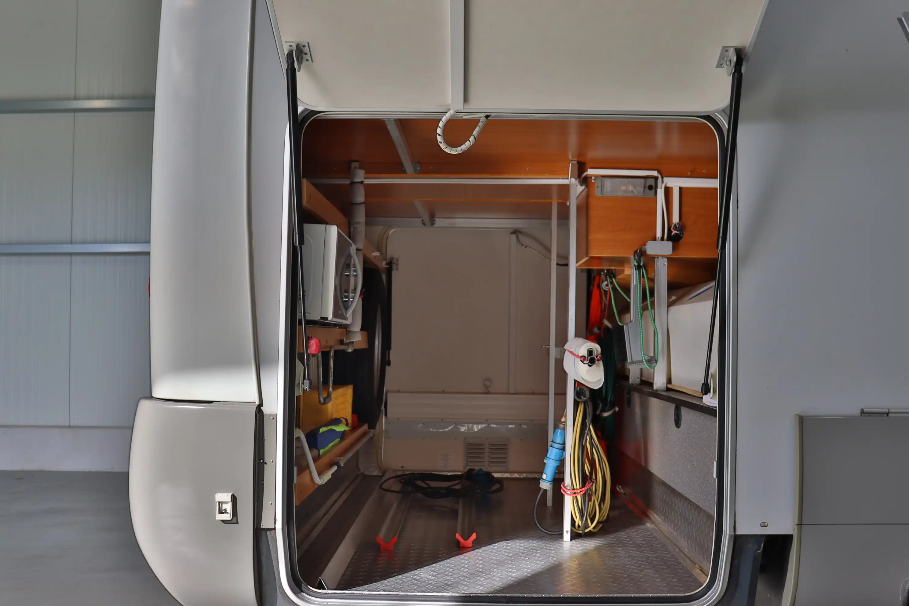 HYMER-ERIBA S 830